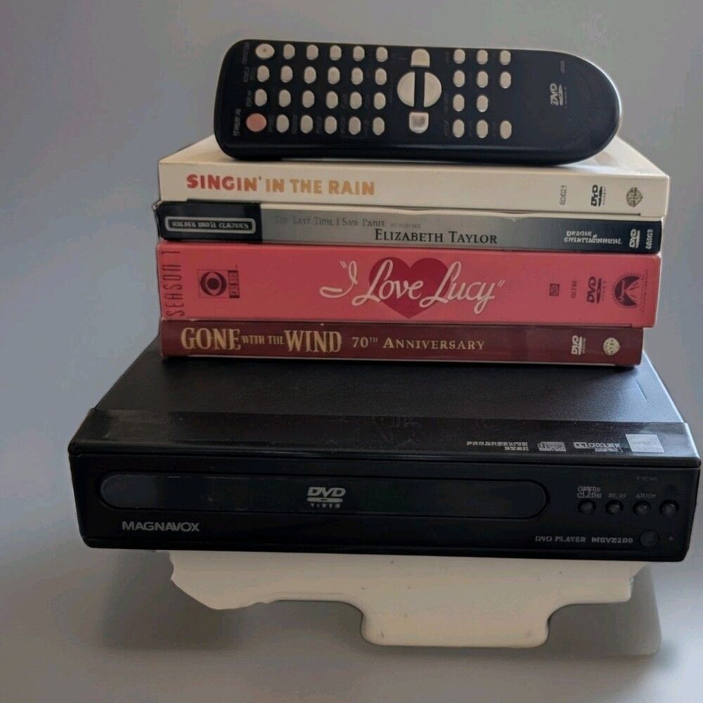 Magnavox DVD Player with Remote Control & 4 Classic DVD'S